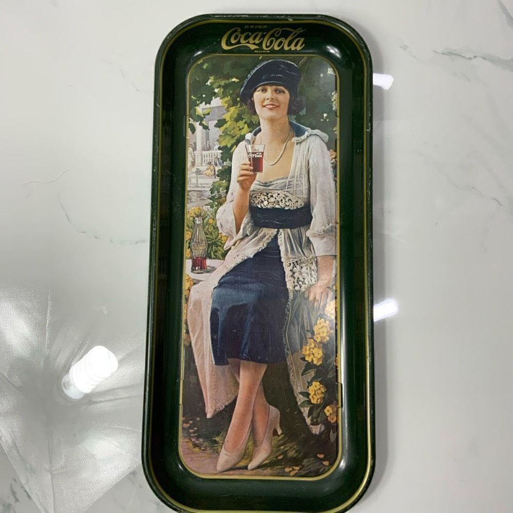 VINTAGE 1983 Coca Cola Metal Serving Tray